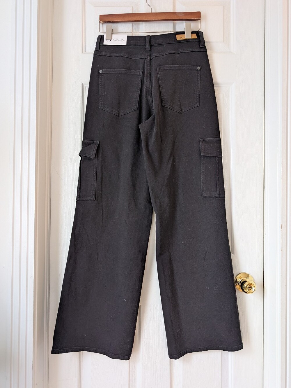 Yoga Jeans Wide Leg Black Cargo Jeans - Picture 5 of 5
